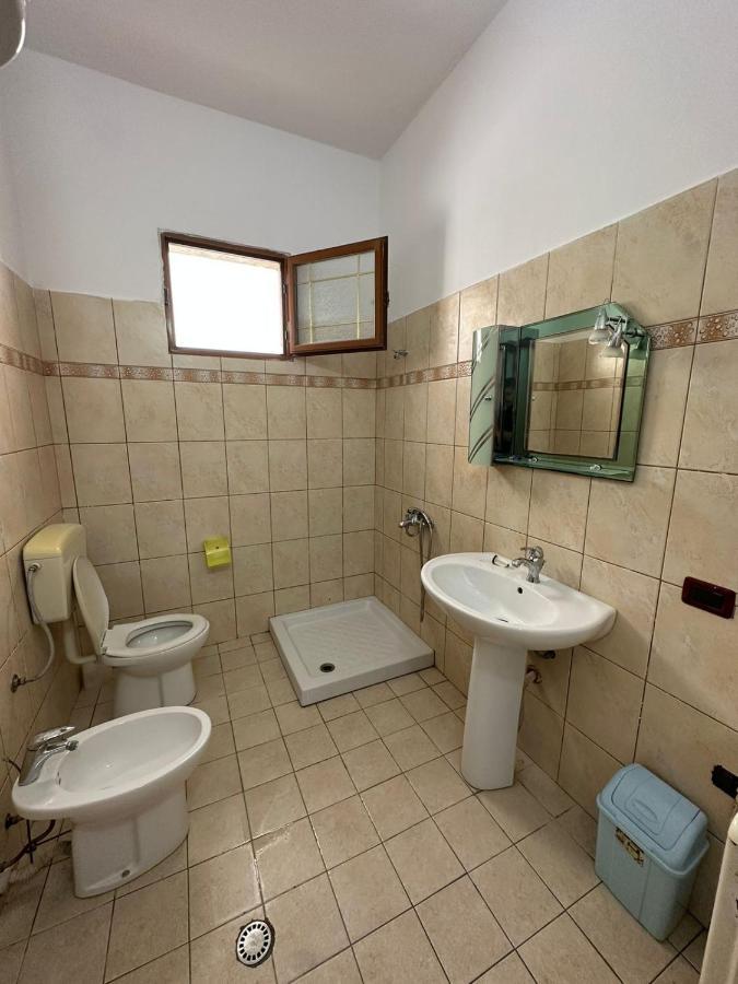 Vlora Villa With Private Parking Exterior photo