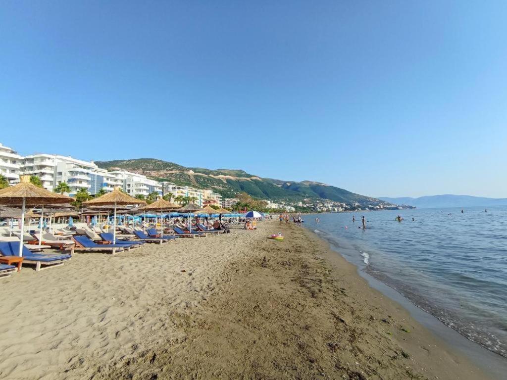 Vlora Villa With Private Parking Exterior photo